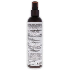 Macadamia Professional mist application on mid-lengths, demonstrates detangling benefit