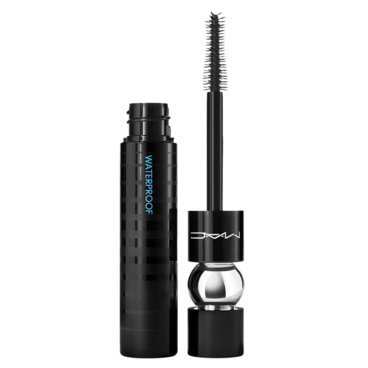 M·A·C M·A·CStack wand bristles close-up depicting even coating and precise application