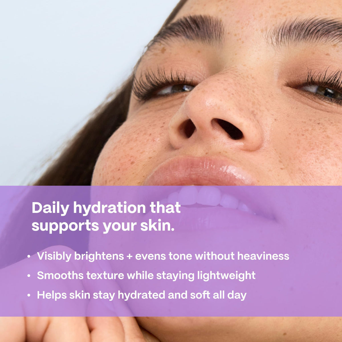 Mad Hippie moisturizer being dispensed to show absorbent consistency