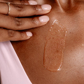 MAËLYS B-GLOSSY before-and-after visual concept showing improved skin texture