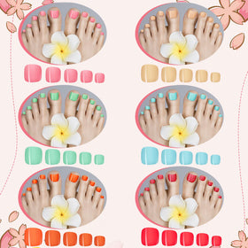 Maitys size selection display with many short square sizes for proper toe fit
