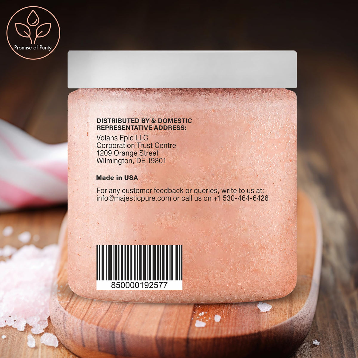 Majestic Pure open tub with scoop demonstrating easy portion control benefit
