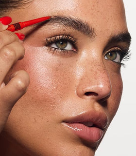 MAKE nano brow precision tip close-up for hairlike defined strokes