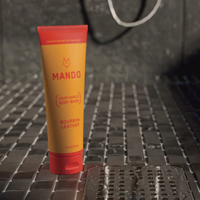 Mando label ingredient panel showing SLS and paraben free formulation and skin-safe benefits