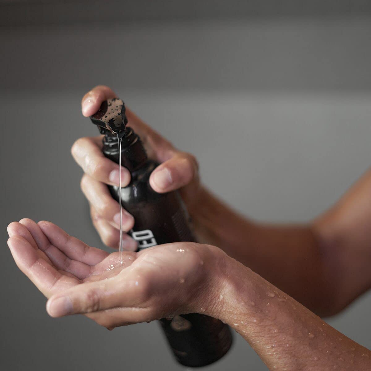 MANSCAPED rich lather on skin showing moisturizing foam benefits