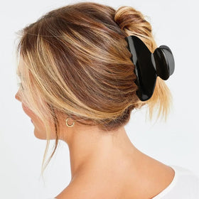 MAORULU clip creating a small bun and high ponytail for neat everyday styling
