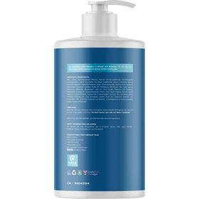 Maple Holistics label close-up highlighting key ingredients and clean formula