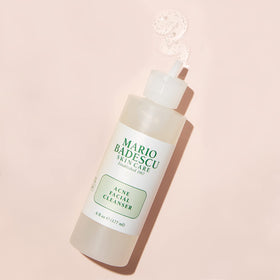 Mario Badescu salicylic acid illustration emphasizing pore-clearing active ingredient