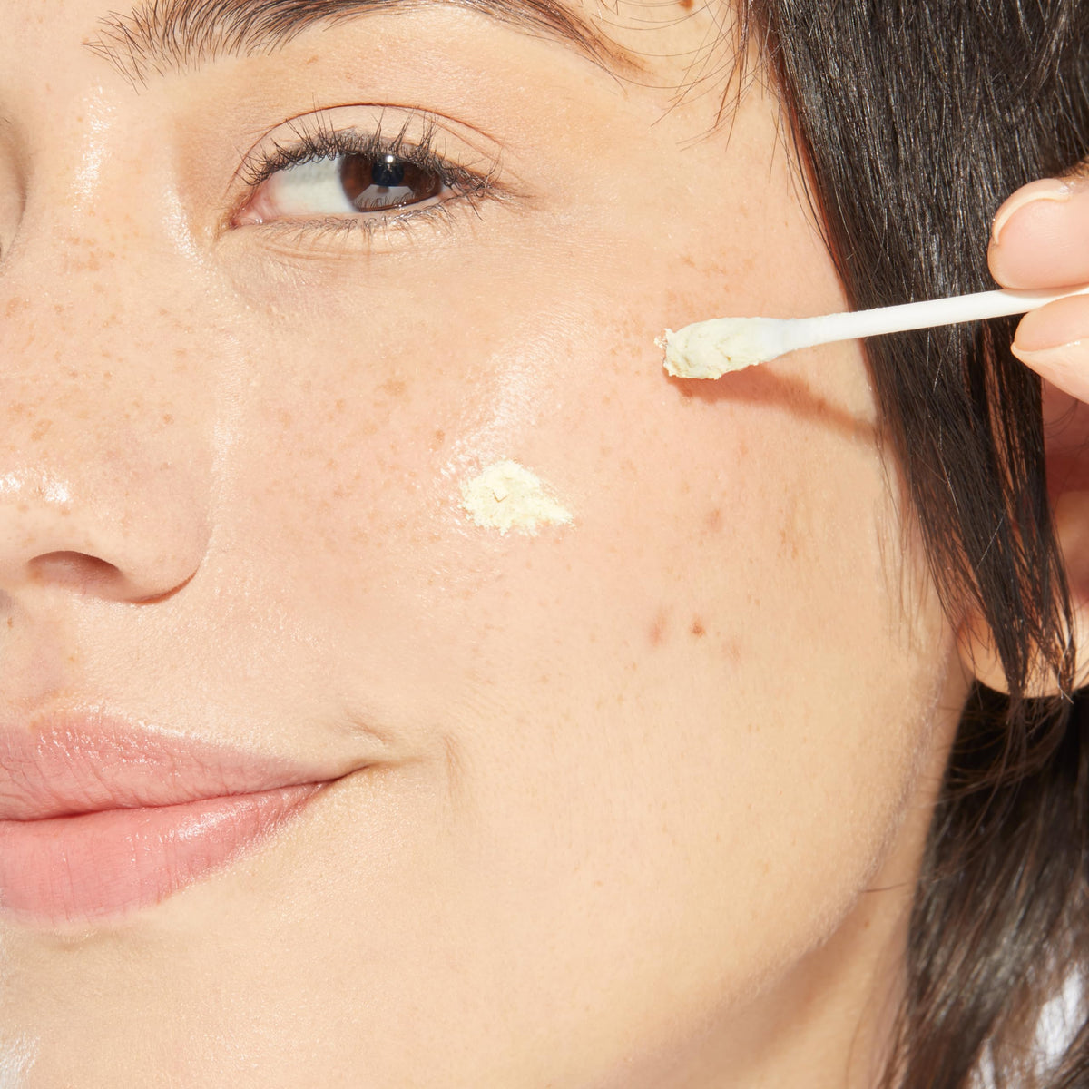Mario Badescu ingredient label close shot highlighting sulfur and zinc