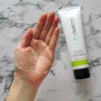 Mary Kay pump dispensing gel for easy measured application