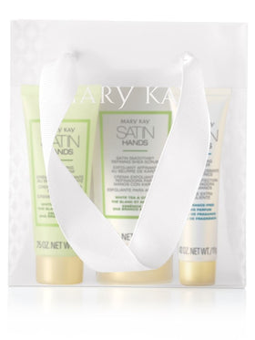 Mary Kay White Tea & Citrus Satin Hands close-up of cream applied on hands demonstrating smooth hydration