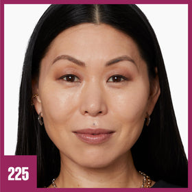 Maybelline foundation texture swirled to show smooth moisturizing finish