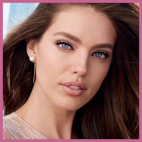 MAYBELLINE open cap showing brush angle for precise application