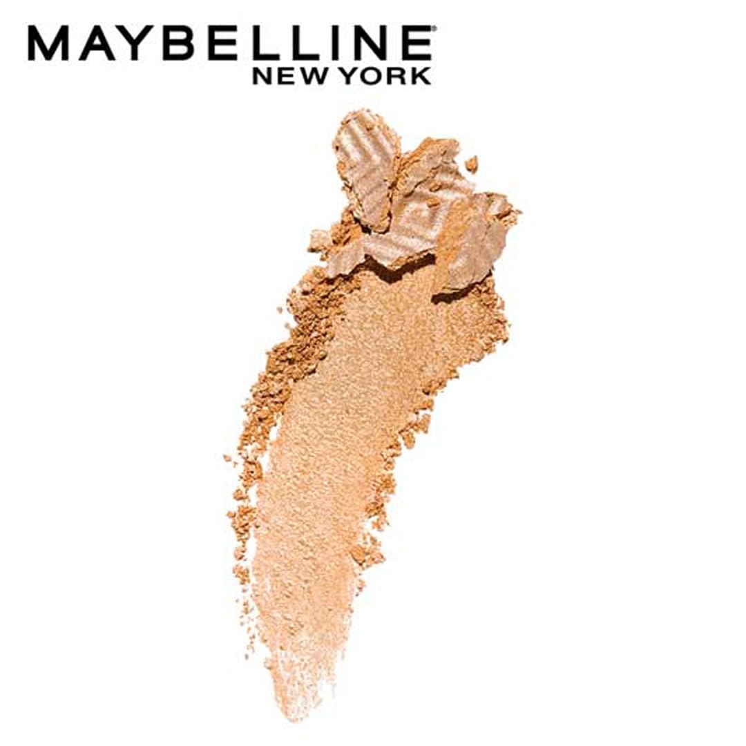 Maybelline Master Chrome being applied with brush showing easy pick-up and concentrated metallic sheen