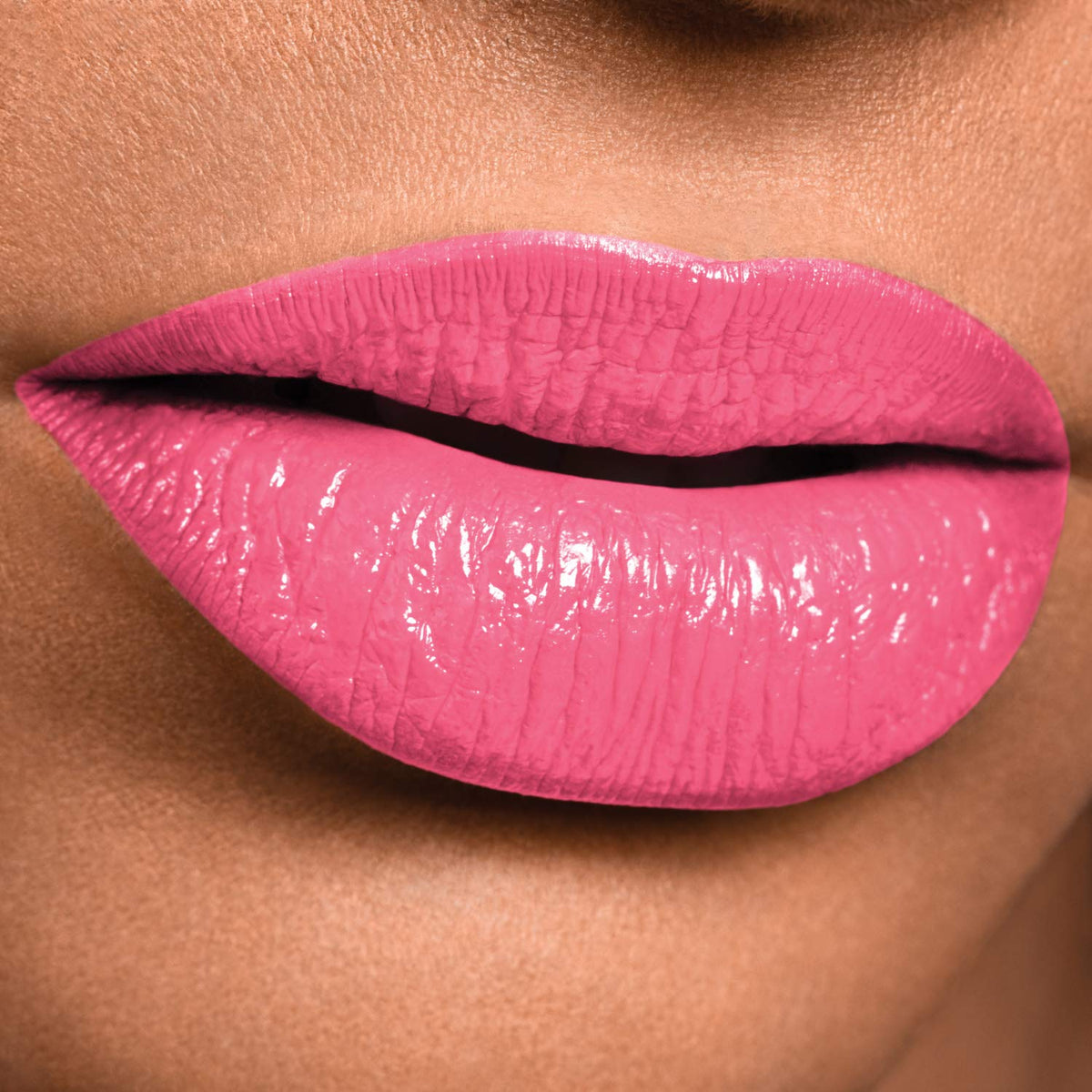 Maybelline Super Stay packaging label illustrates shade and ingredient info benefit