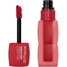 maybelline Super Stay Teddy front compact showing Tomato Girl shade and easy carry