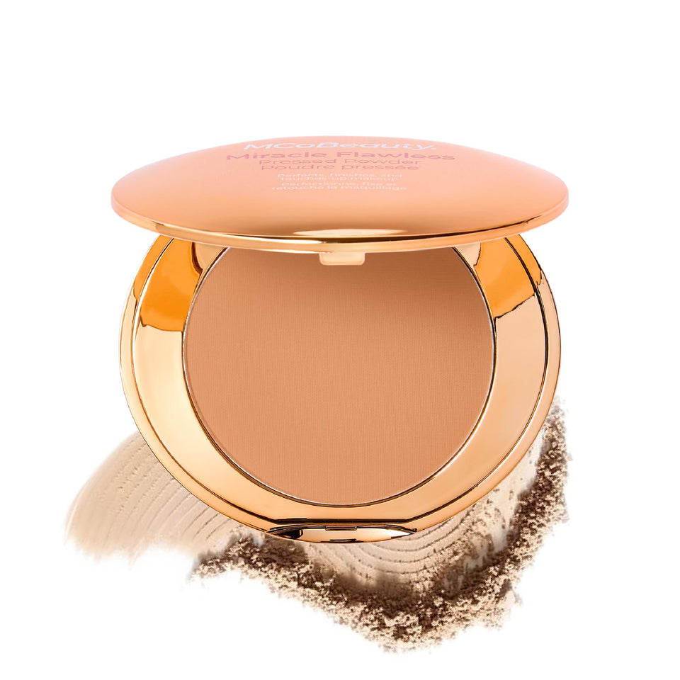 MCoBeauty compact front showing slim mirrored case and shade