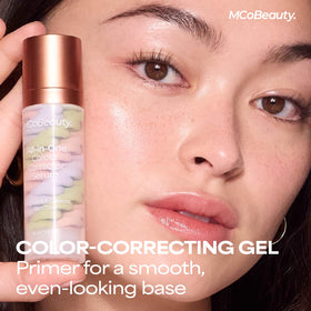 MCoBeauty gel texture close-up highlighting hydrating, non-sticky finish