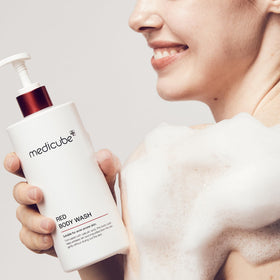 medicube creamy foam texture demonstrating gentle lather and hydrating feel