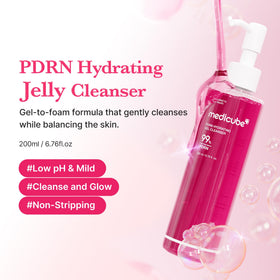 medicube jelly-to-foam texture demonstrating smooth spread and easy rinsing