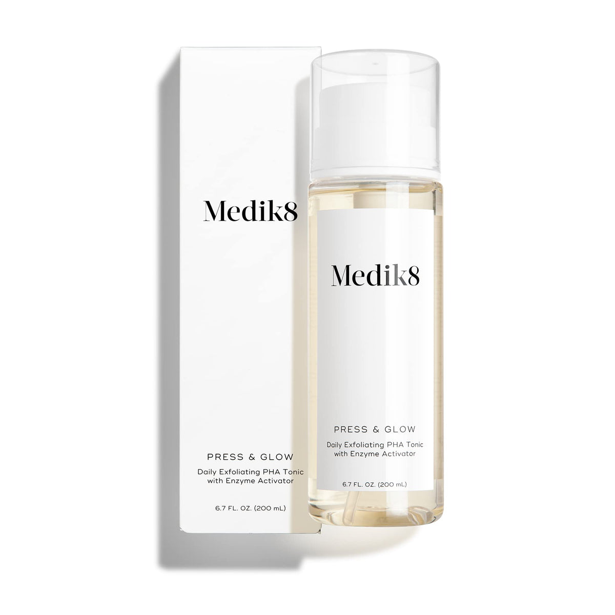 Medik8 botanical ingredient close-up emphasizing soothing extracts and antioxidant benefits