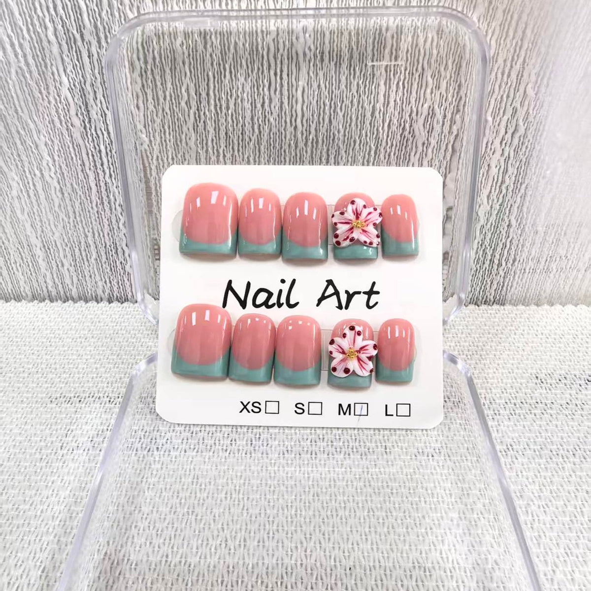 meemooron front packaging showing green French tips and 10 nails benefit quick selection