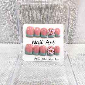 meemooron front packaging showing green French tips and 10 nails benefit quick selection