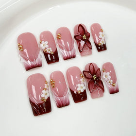meemooron pearl charm accent nail showing luxury ornamentation