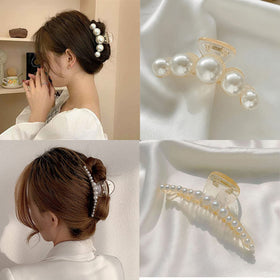 Mehayi close view of teeth pattern and texture for secure hair hold