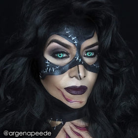 Mehron CreamBlend creamy texture close-up showing smooth blendability benefit