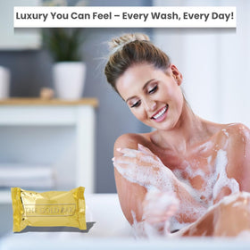 Melaleuca gold close-up texture revealing creamy lather and moisturizing benefit