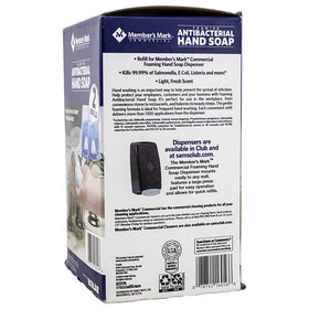 MEMBER´S MARK dispensed in bathroom showing refill use and convenient hygiene