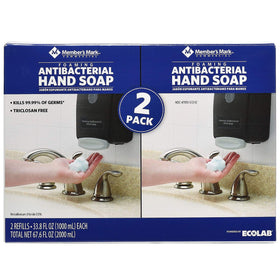 MEMBER´S MARK foam close-up texture demonstrating gentle cleansing action