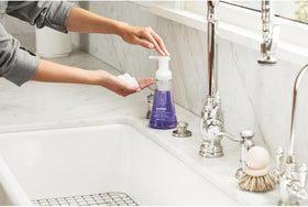 Method foam texture on palm demonstrating rich lather and gentle cleaning benefit