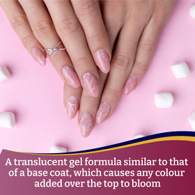 Mia Secret gel applied on nail creating a soft diffusion effect