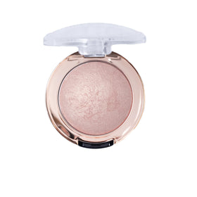 Milani Dolce Perla close-up of baked powder texture for smooth blendability