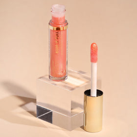 Milani ingredients visual highlighting hyaluronic acid and peptides for smoothing benefit