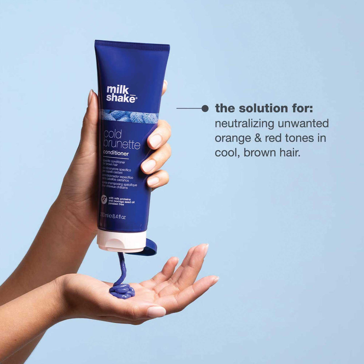 milk_shake small amount in hand illustrating smoothening and nourishing effect