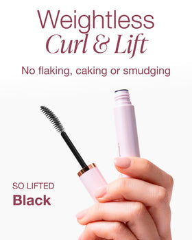 Mineral Fusion brush swipe showing smooth lightweight texture without clumps