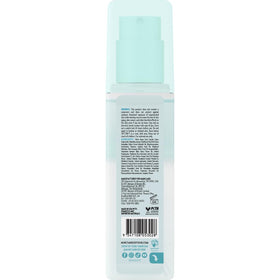 MINETAN BODY.SKIN bi-phased texture close-up highlighting blue tansy infusion and clear finish