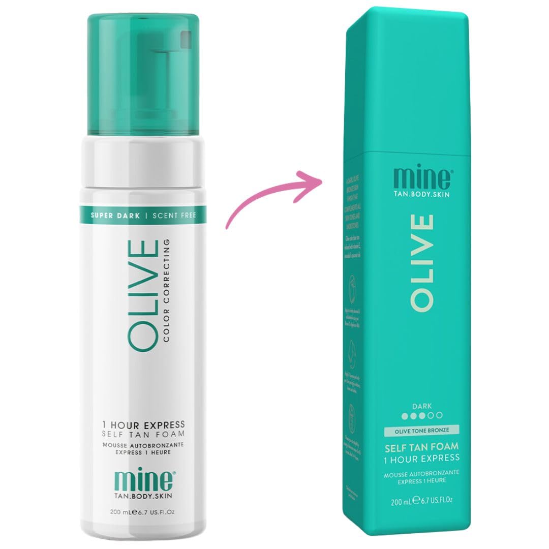 MINETAN BODY.SKIN in a beach bag lifestyle shot for ready-to-go tanning routine