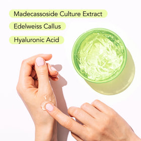 MIRACLAIR ingredient label highlighting hyaluronic acid benefit