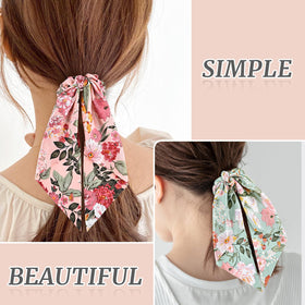 mirlern lifestyle beach outfit styled in hair for a casual dressed-up look