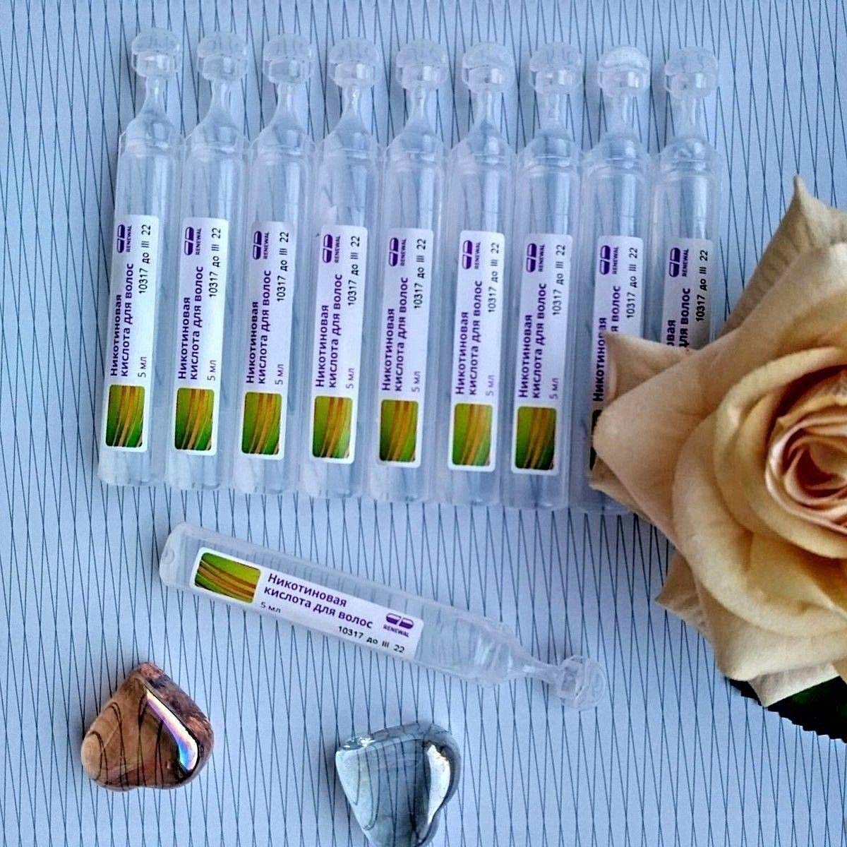 MIROLLA close-up of single 5ml ampoule glass and liquid concentration benefit