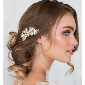 Miskate flower leaf clip profile shot highlighting delicate shape and refined accent