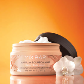 MIX:BAR creamy texture swatch demonstrating quick absorption and hydration