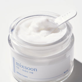 mixsoon cream applied on hand demonstrating fast absorption and barrier support