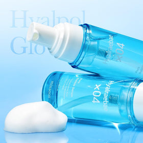 mixsoon close-up of serum texture highlighting fast absorption benefit