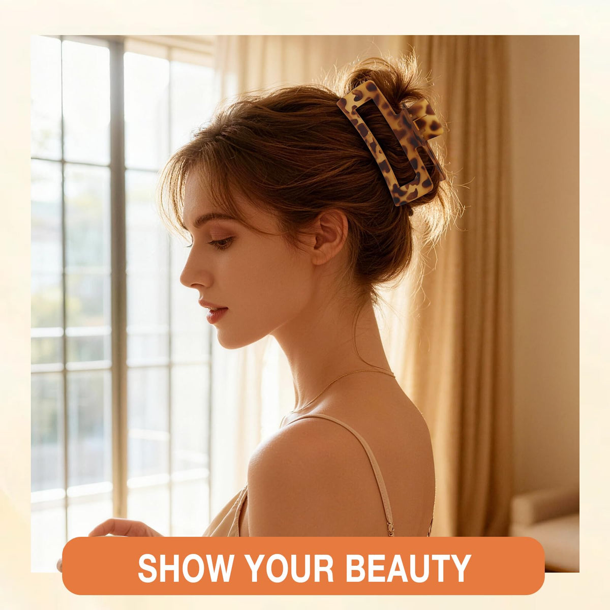 Molizummy clip securing a messy bun for comfortable wear