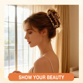 Molizummy clip securing a messy bun for comfortable wear